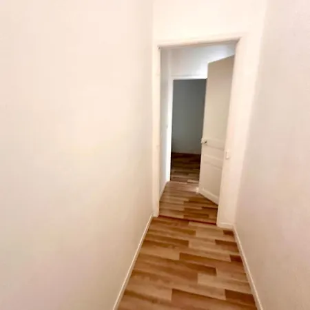 Apartamento 106 - T3 Avec Terrasse Dans Une Ancienne